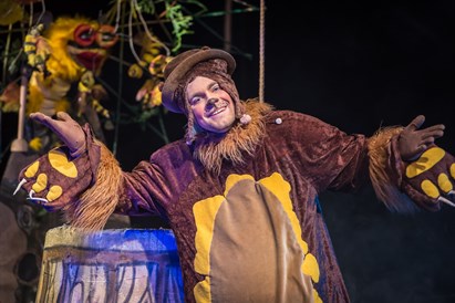 Apsilankymas „Raganiukės teatro“ spektaklyje