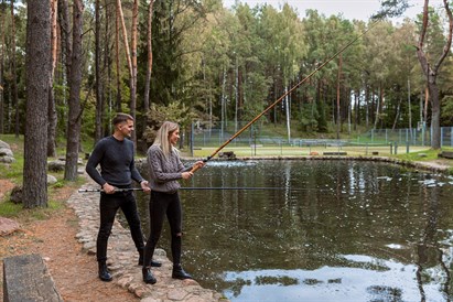Upėtakių žvejyba ir vakarienė „TonyResort“